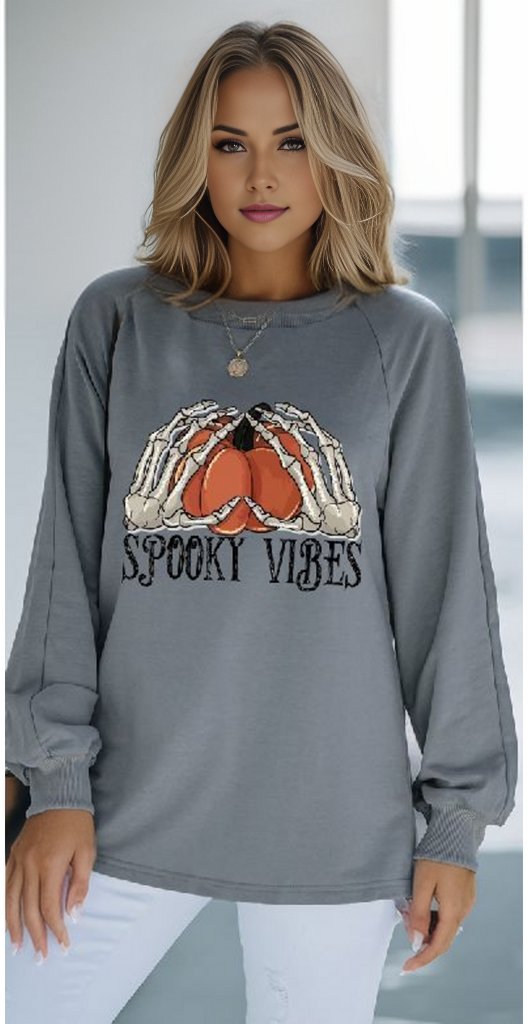 SPOOKY VIBES Pumpkin Graphic Sweatshirt
