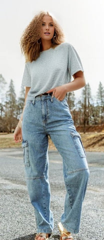 Cool Cargo Style Wide Leg Jeans
