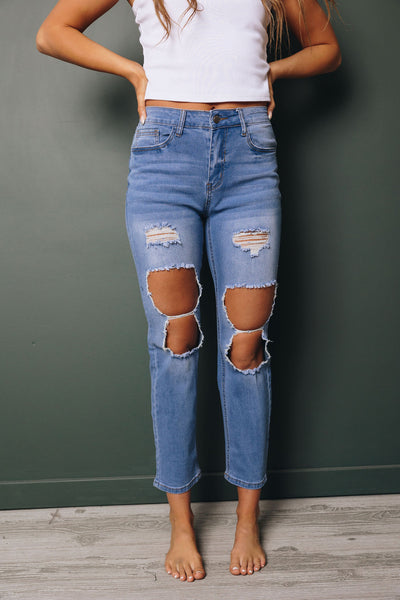 Callie Distressed Jeans