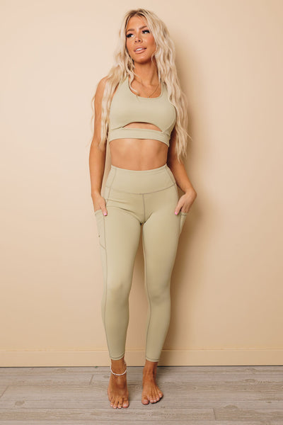 Two-piece Cut out Bra and Leggings Sports Wear