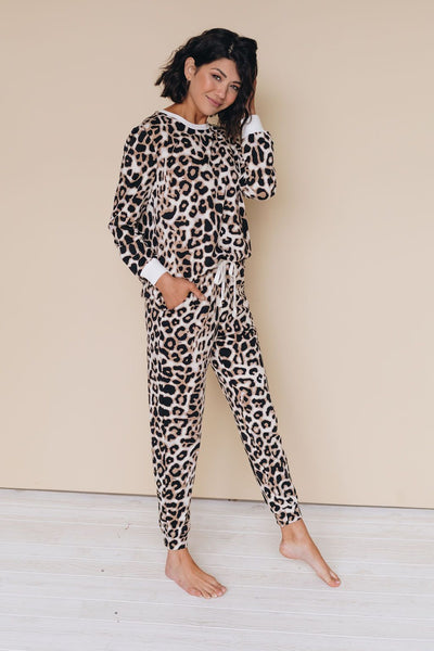 Sleepy Cat Leopard Loungewear