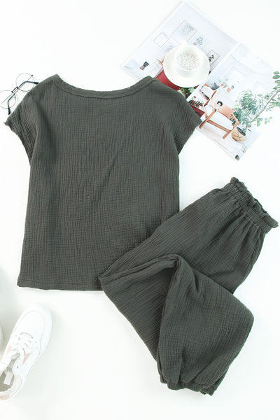Crinkled Texture Tee and Jogger Pants Set