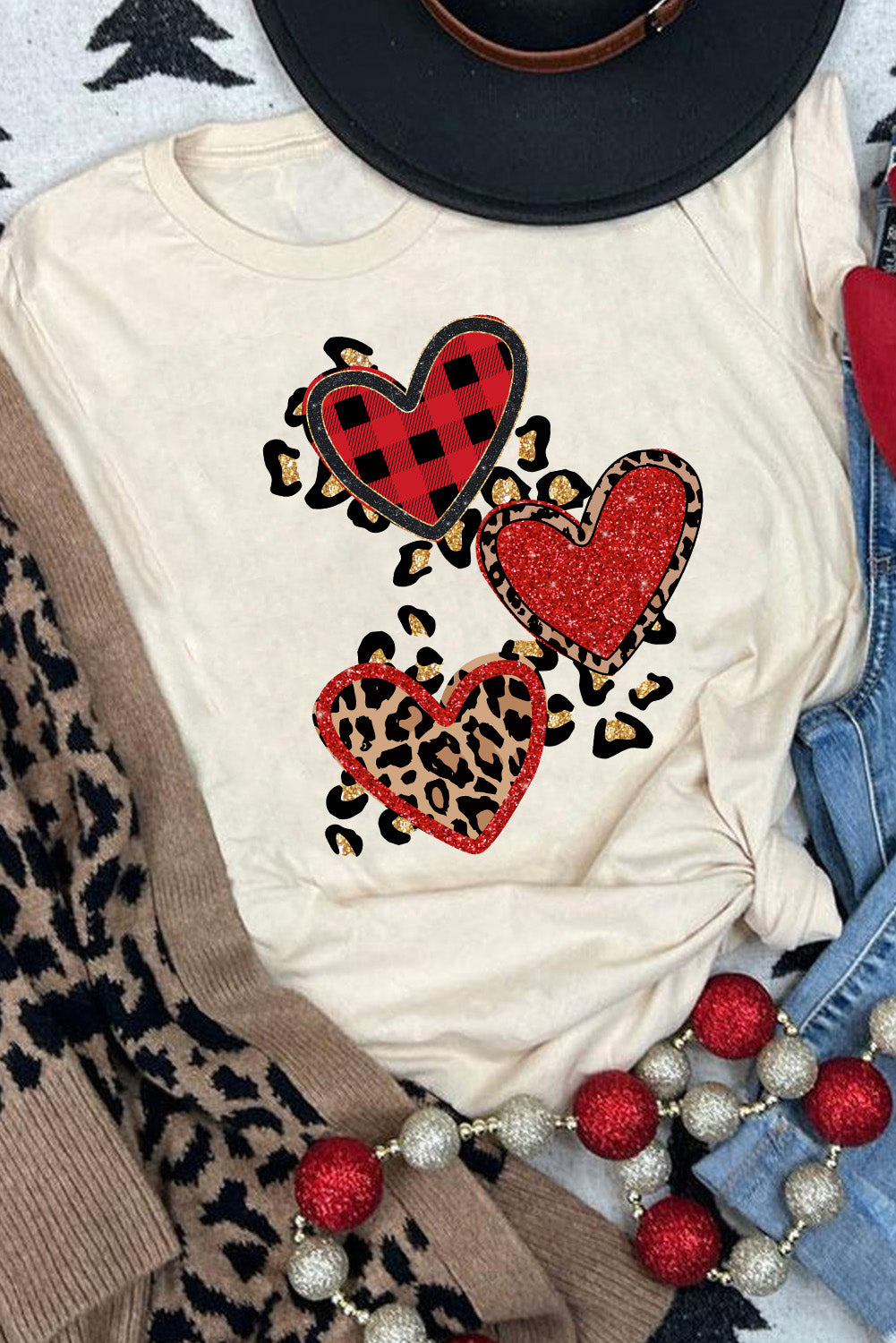 Heart-shaped Leopard Sequin Print Graphic T Shirt