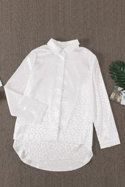 Turn-down Collar Embossed Button Shirt